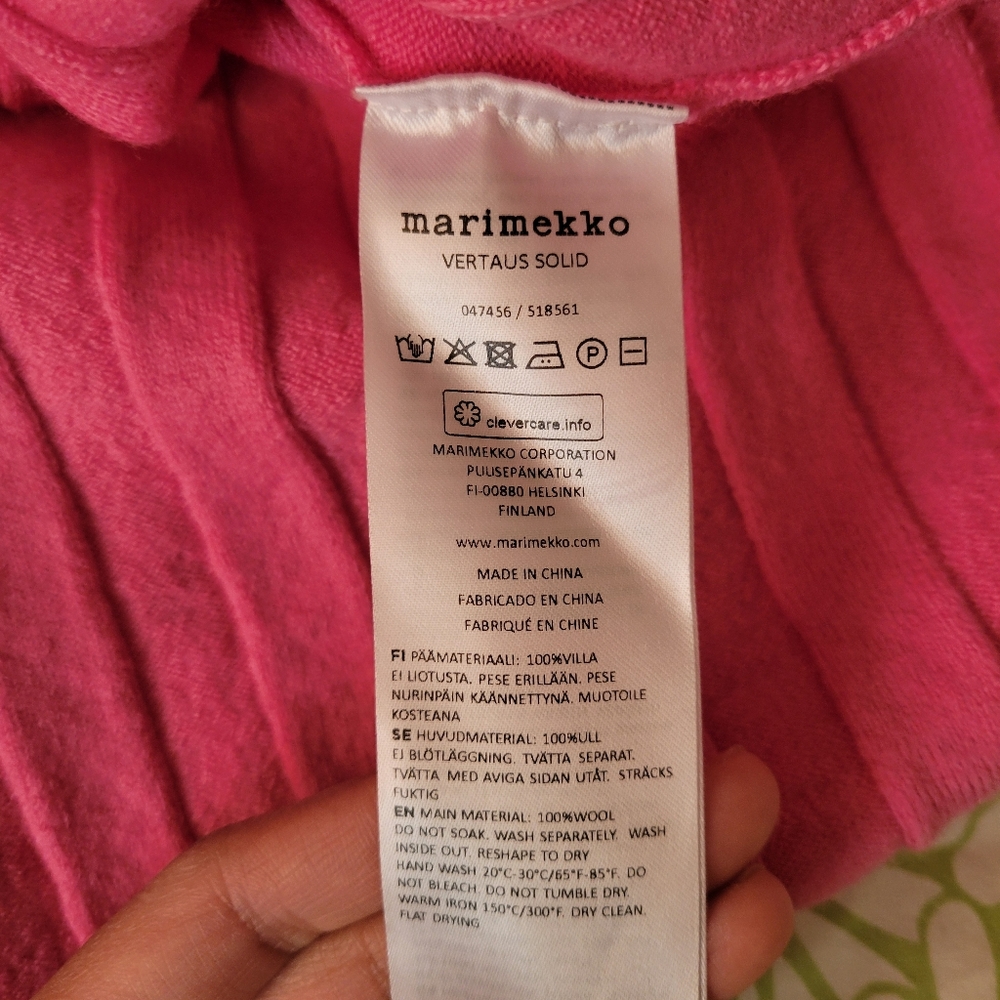 Marimekko Vibrant Pink Turtleneck Sweater - Picture 4 of 4